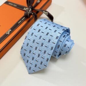 Hermès Sky Blue Silk Tie – Handcrafted Twill Elegance