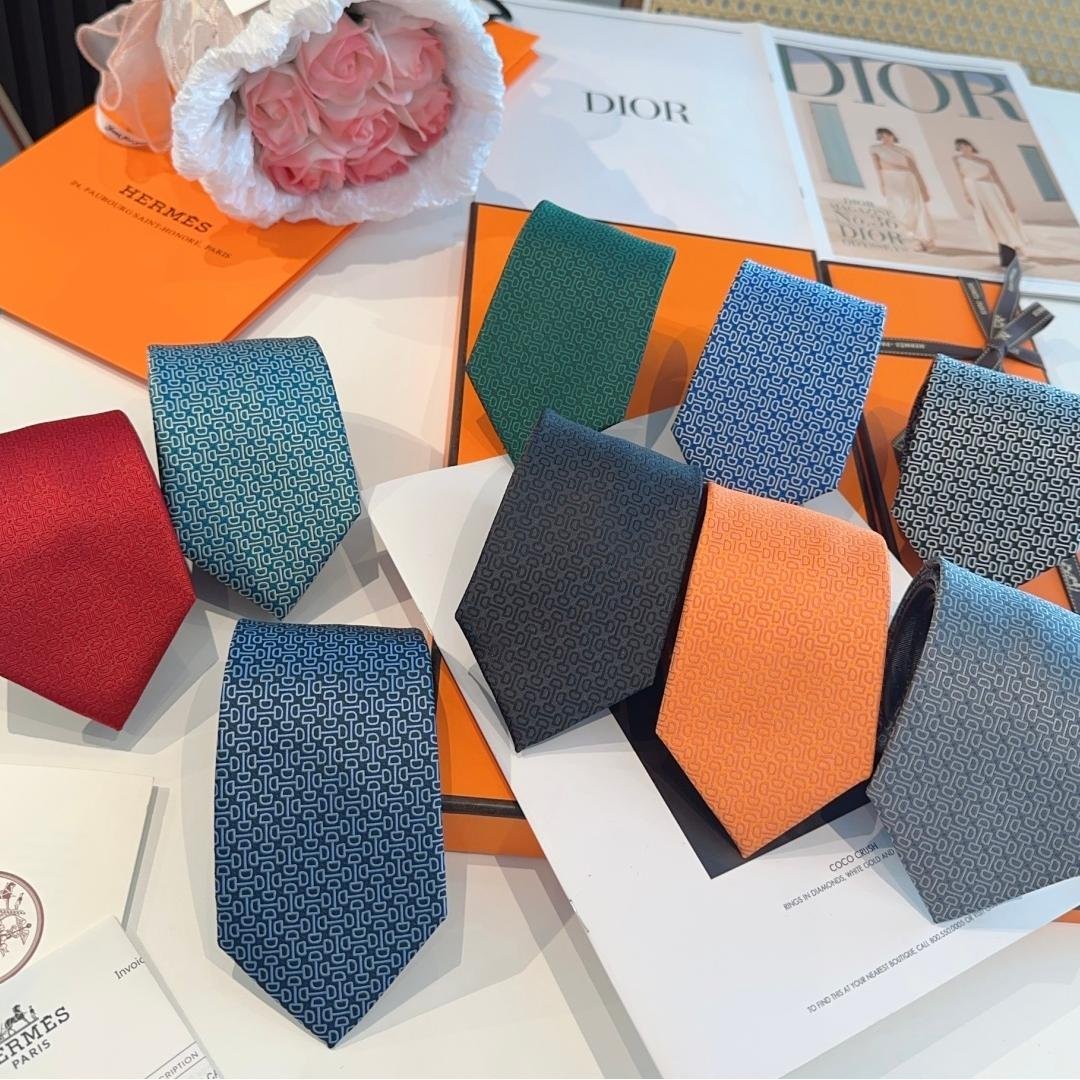 Hermès Blue Geometric Twill Silk Tie for Men - 图片 9