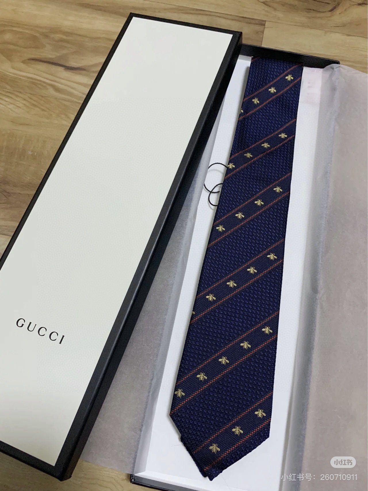 Gucci Navy Silk Tie with Bee Embroidery and Signature Web Stripe - 图片 7