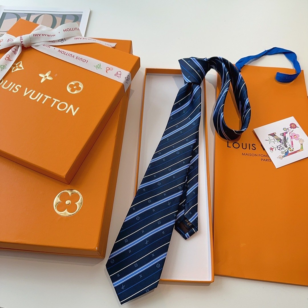 Louis Vuitton Dark Blue Silk Tie with Monogram Stripe Detail - 图片 5