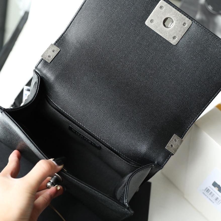 Upgraded Mini Boy Chanel Bag in Black Caviar Calfskin with Ruthenium Hardware – 20CM - 图片 8