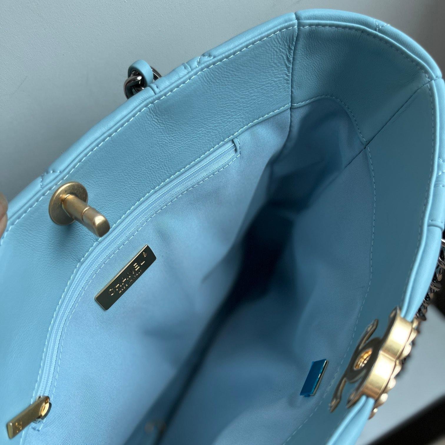 2223 Fall/Winter Collection Mint Green Lambskin 37CM - 图片 9