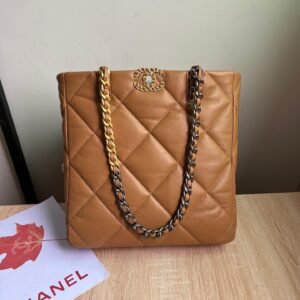 2223 Fall/Winter Collection Caramel Lambskin 37CM