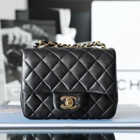 Classic Flap Lambskin Shoulder Bag in Black with Vintage Gold-Tone Hardware and Ball Charm, 17cm Premium Upgrade - 图片 2
