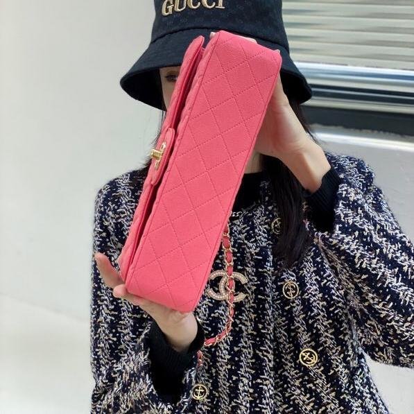 Classic Flap Caviar Calfskin Shoulder Bag in Pink with Gold Hardware, 25cm Grain-Textured Upgrade - 图片 9