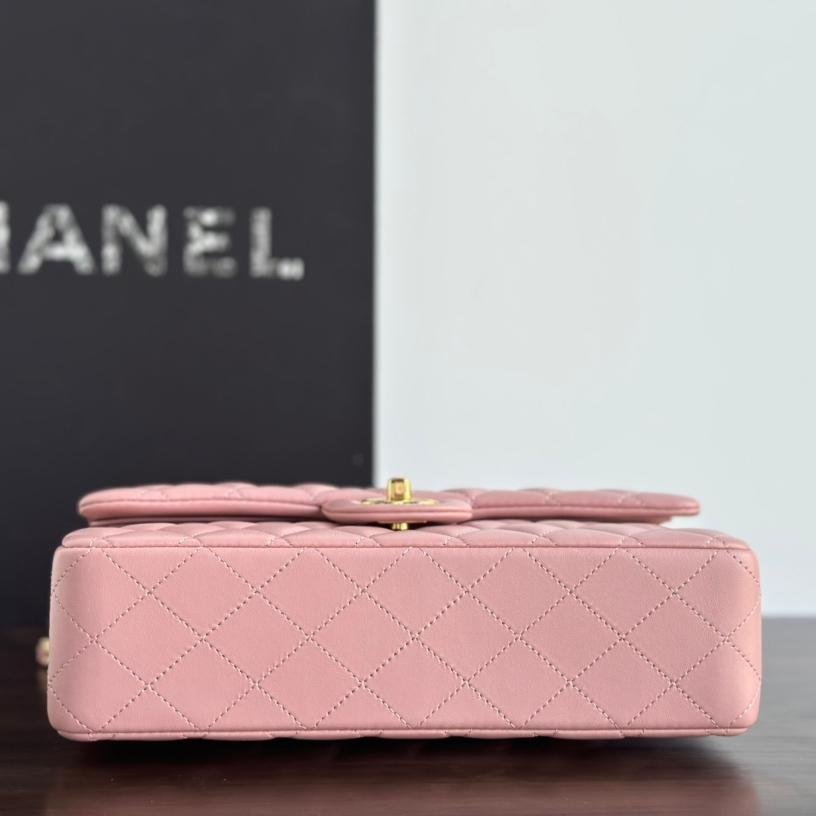 Classic Flap Lambskin Shoulder Bag in Pink with Gold Hardware, 25cm Grain-Textured Calfskin Upgrade - 图片 5