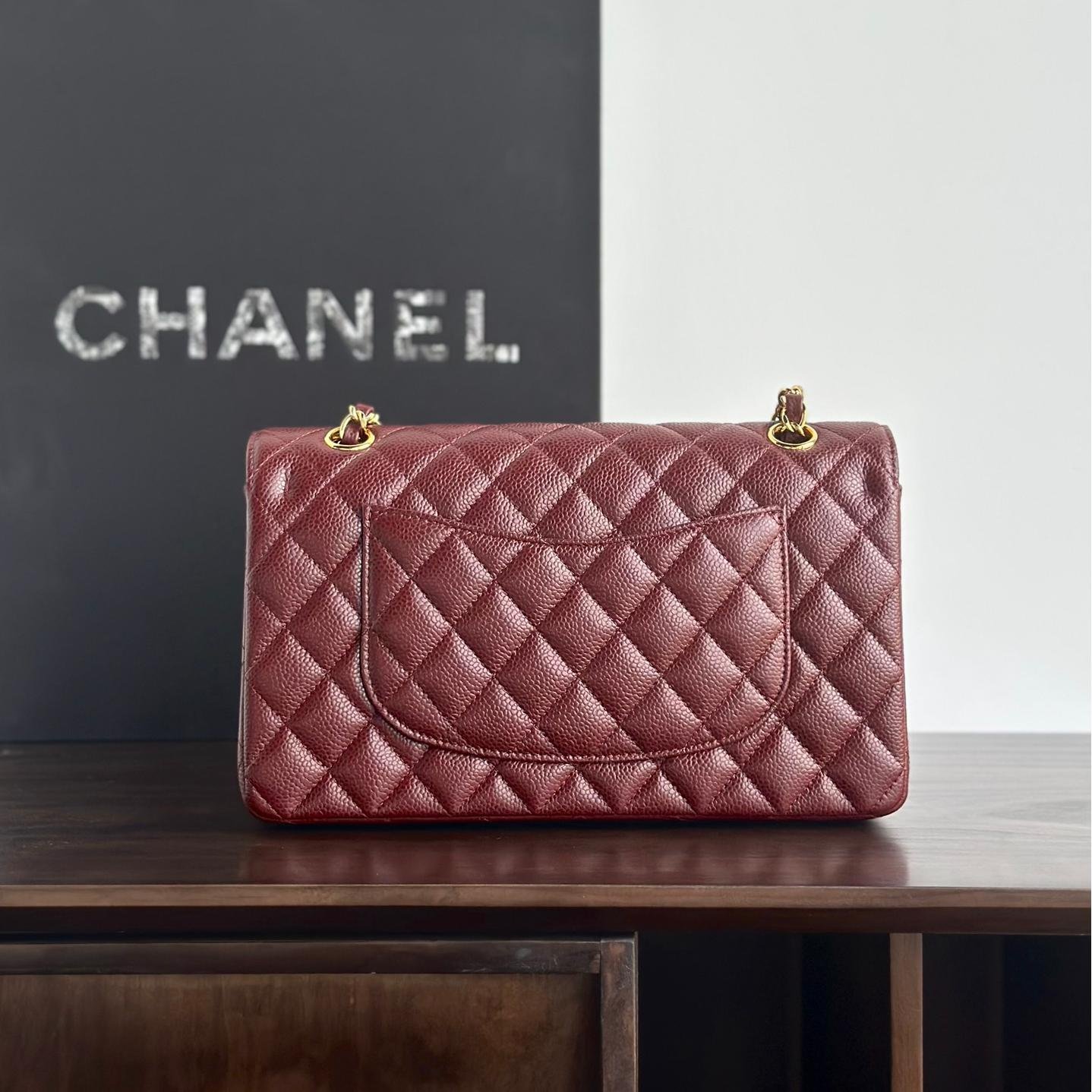 Upgraded Classic Flap Bag 25CM in Burgundy Caviar Calfskin Exterior & Lambskin Interior with Gold Hardware - 图片 3