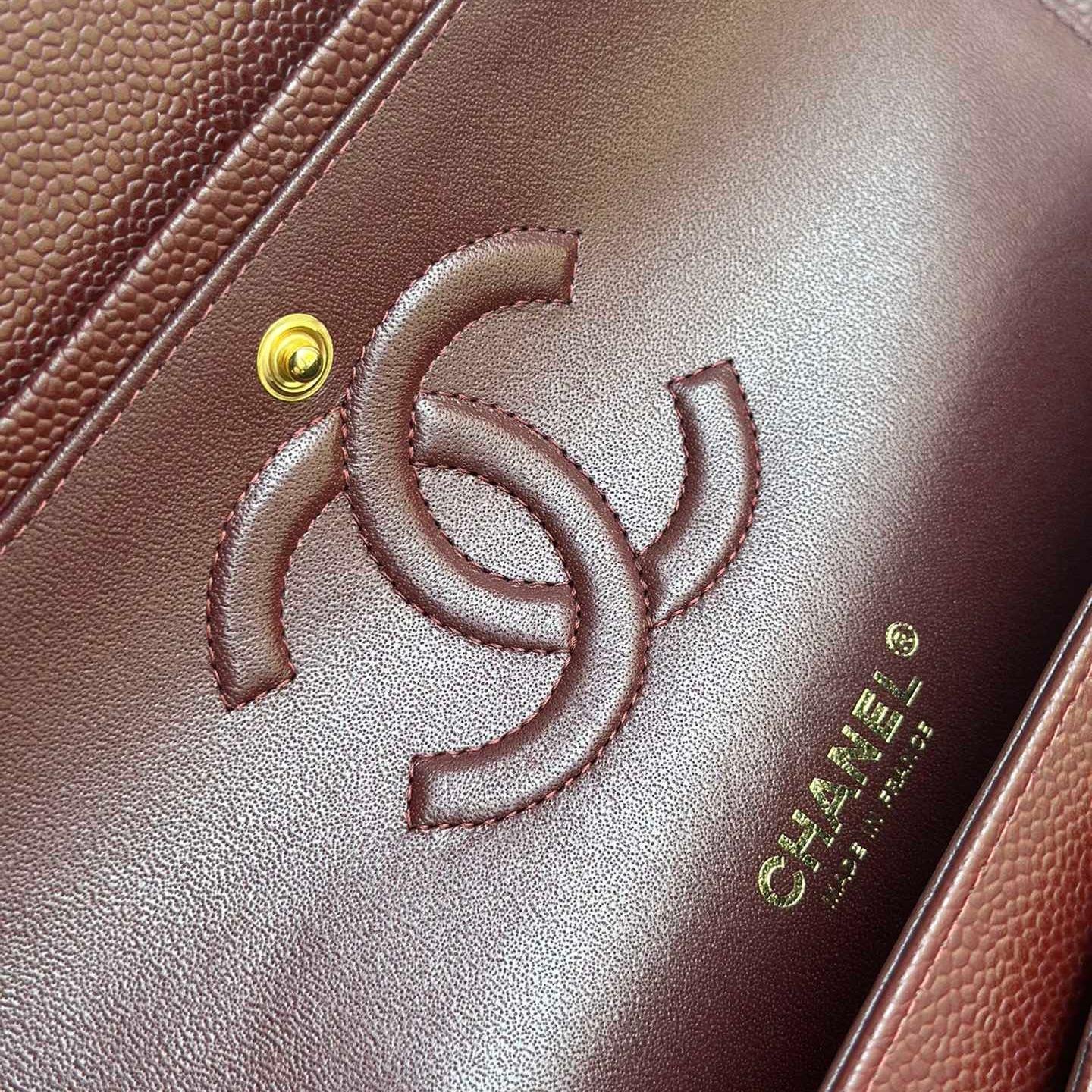 Upgraded Classic Flap Bag 25CM in Burgundy Caviar Calfskin Exterior & Lambskin Interior with Gold Hardware - 图片 7