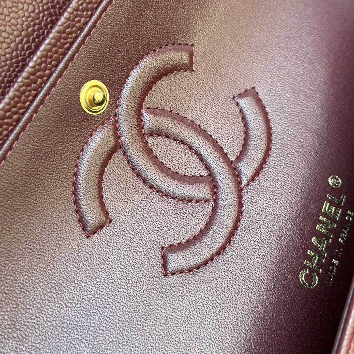 Upgraded Classic Flap Bag 25CM in Burgundy Caviar Calfskin Exterior & Lambskin Interior with Gold Hardware - 图片 8