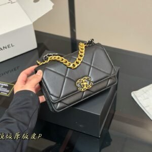 Mini Black WOC Bag with Gold Chain – 19 Style 20cm