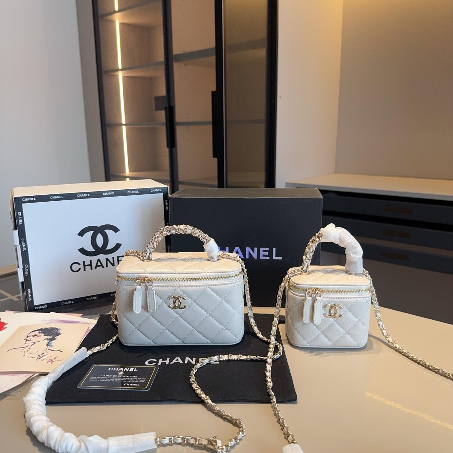 White Leather Vanity Box Bag with Mirror – Mini & Medium