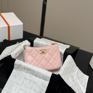 Pink Quilted Pearl Hobo Bag – Feminine Chic with Sculpted Silhouette