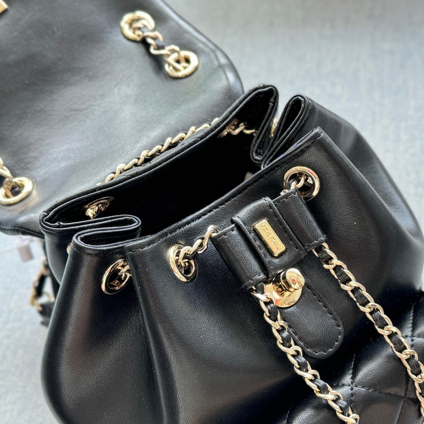 Mini Lambskin Duma Backpack – Chanel-Inspired Luxury in 18cm - 图片 6