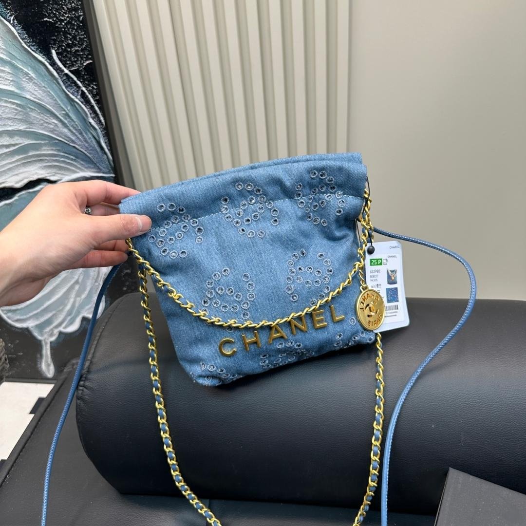 Denim Eyelet Crossbody Bag – Casual Charm in Mini Size 17CM - 图片 3