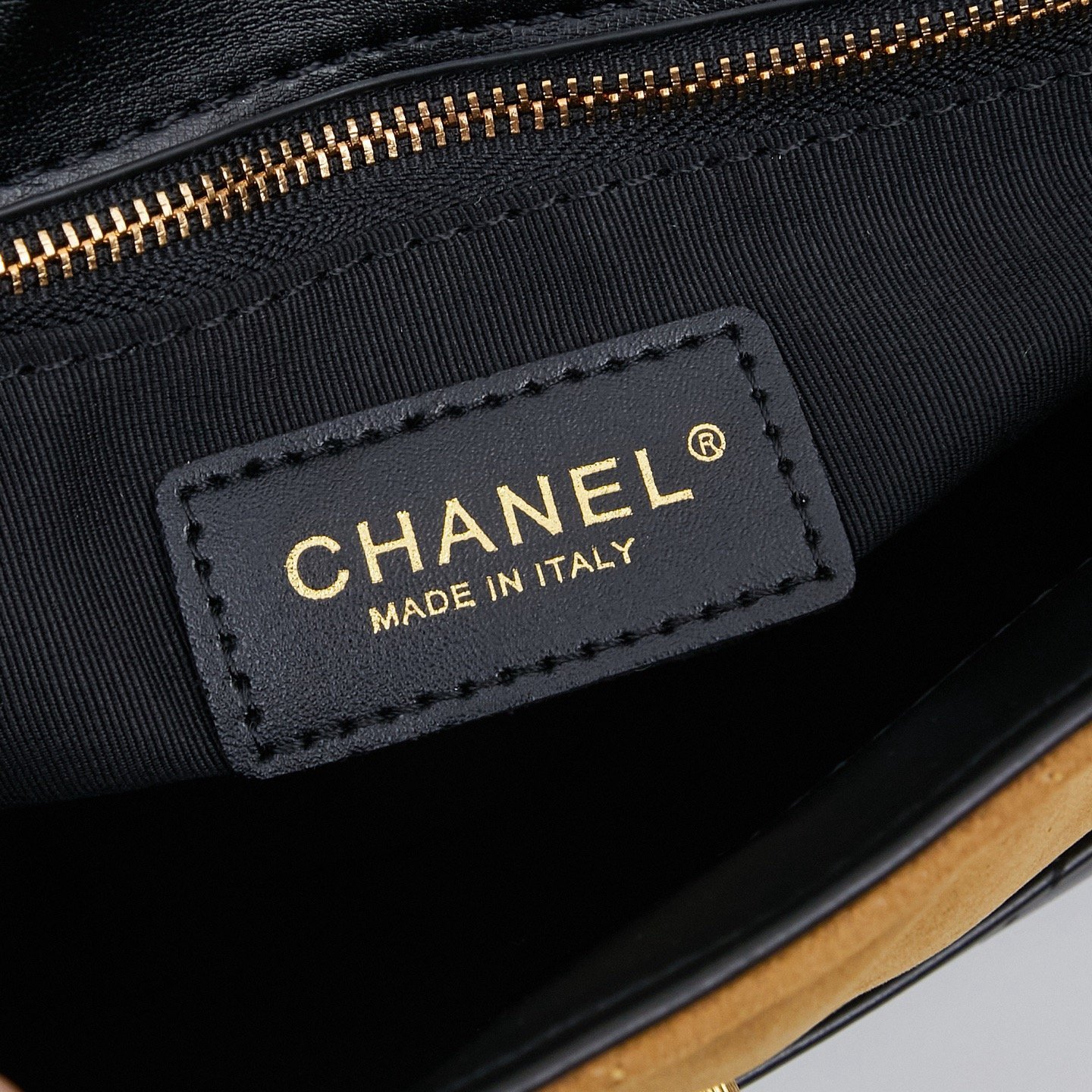 Chanel Coco Base Top Handle Flap Bag- Matte Grey Suede & Quilted Leather - 图片 8