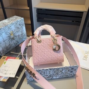 Dior Lady Star-Embossed Leather Bag – Blush Pink with Gold Hardware 20cm