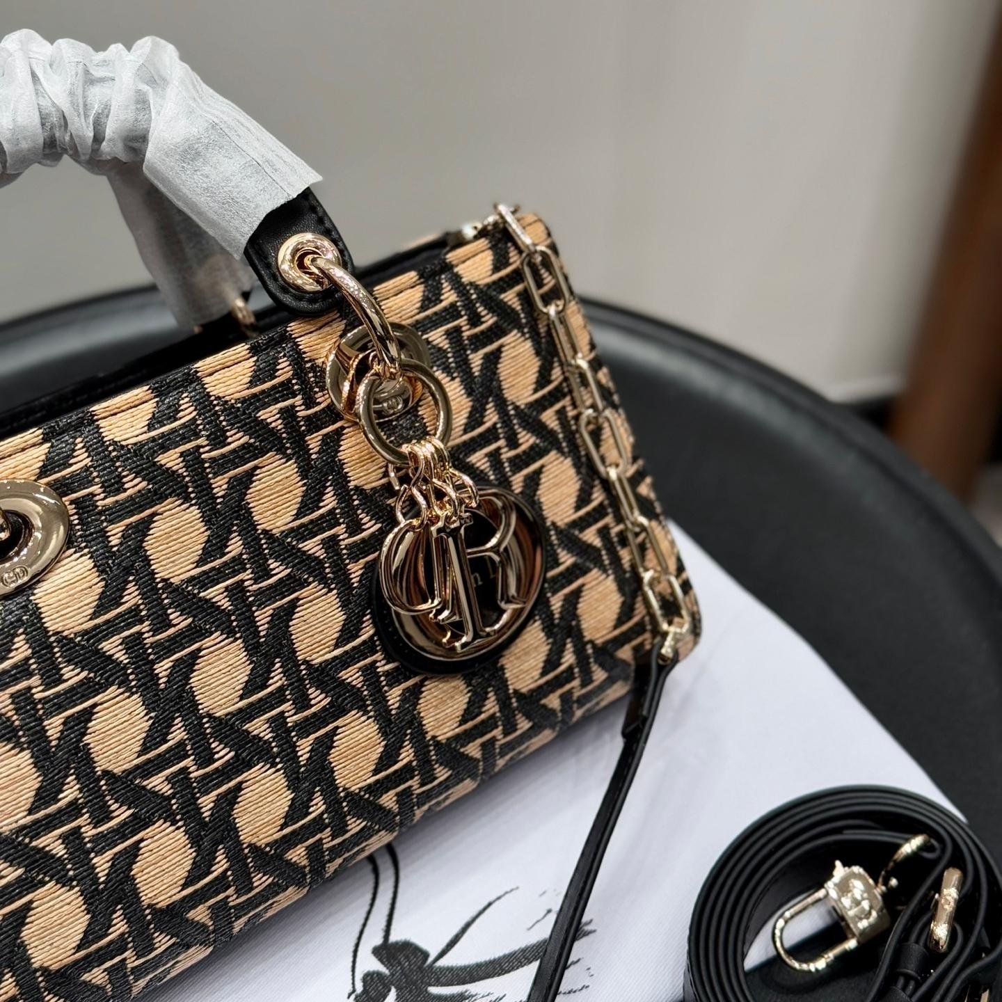 Rectangular Jacquard Lady-Inspired Handbag – Cannage Canvas Top Handle Bag 25CM - 图片 3