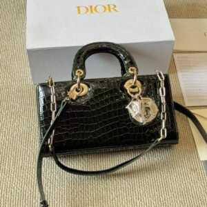 Glossy Croc-Embossed Lady-Inspired Handbag – Structured Lambskin Pattern in Emerald & Burgundy 20CM