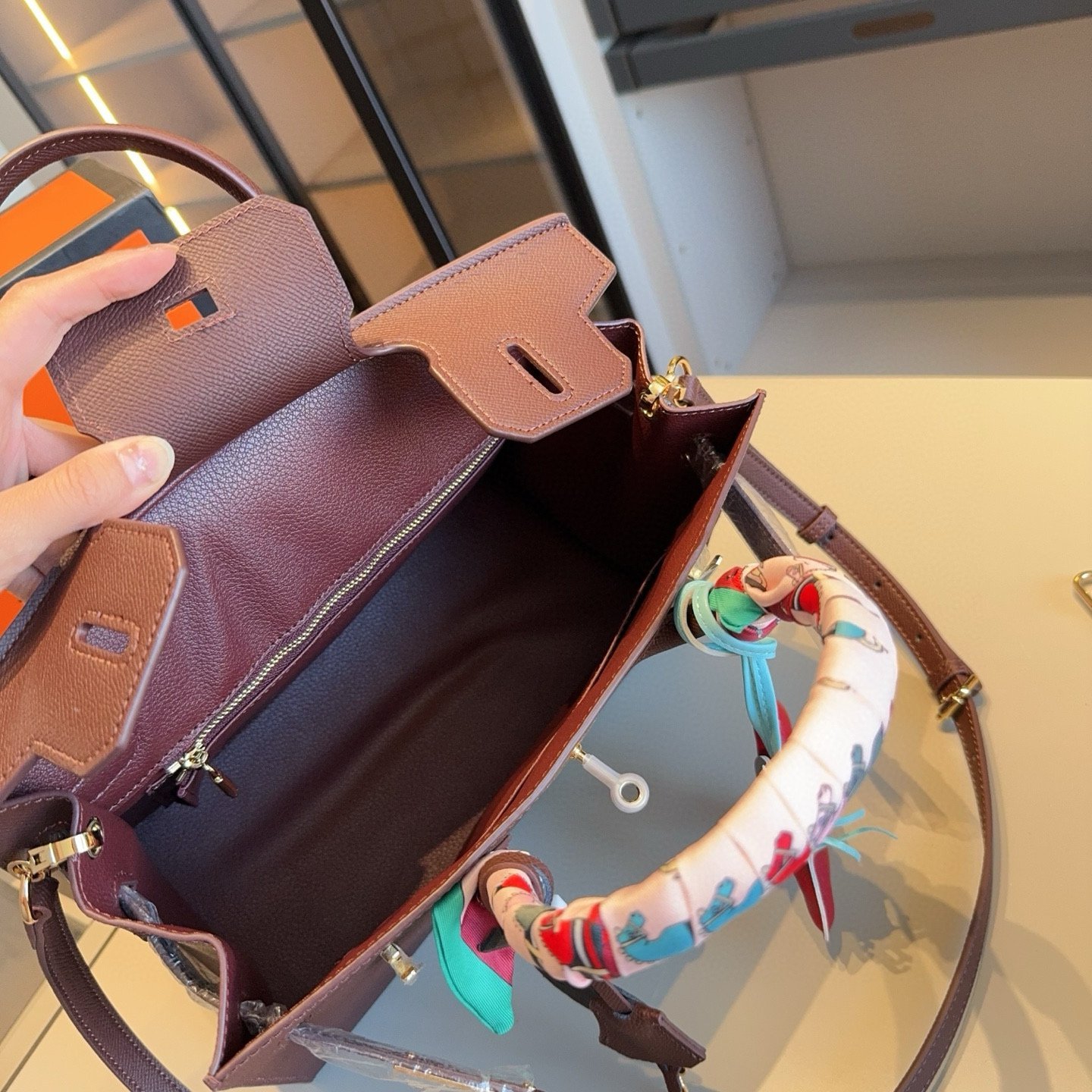 Large Gold Hardware Birkin-Style Tote – 30cm Full-Grain Leather Handbag - 图片 5
