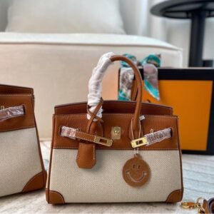 Birkin 25 & 30 in Canvas and Gold-Tan Leather – Casual Chic with Timeless Structure
