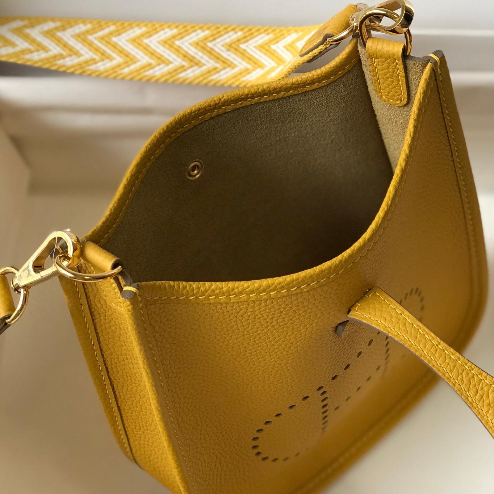 Evelyne Amber Yellow Togo Leather Gold Hardware 18CM - 图片 9