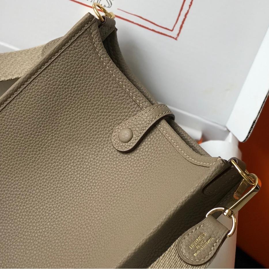 Evelyne Trench Grey Togo Leather Gold Hardware 18CM - 图片 8