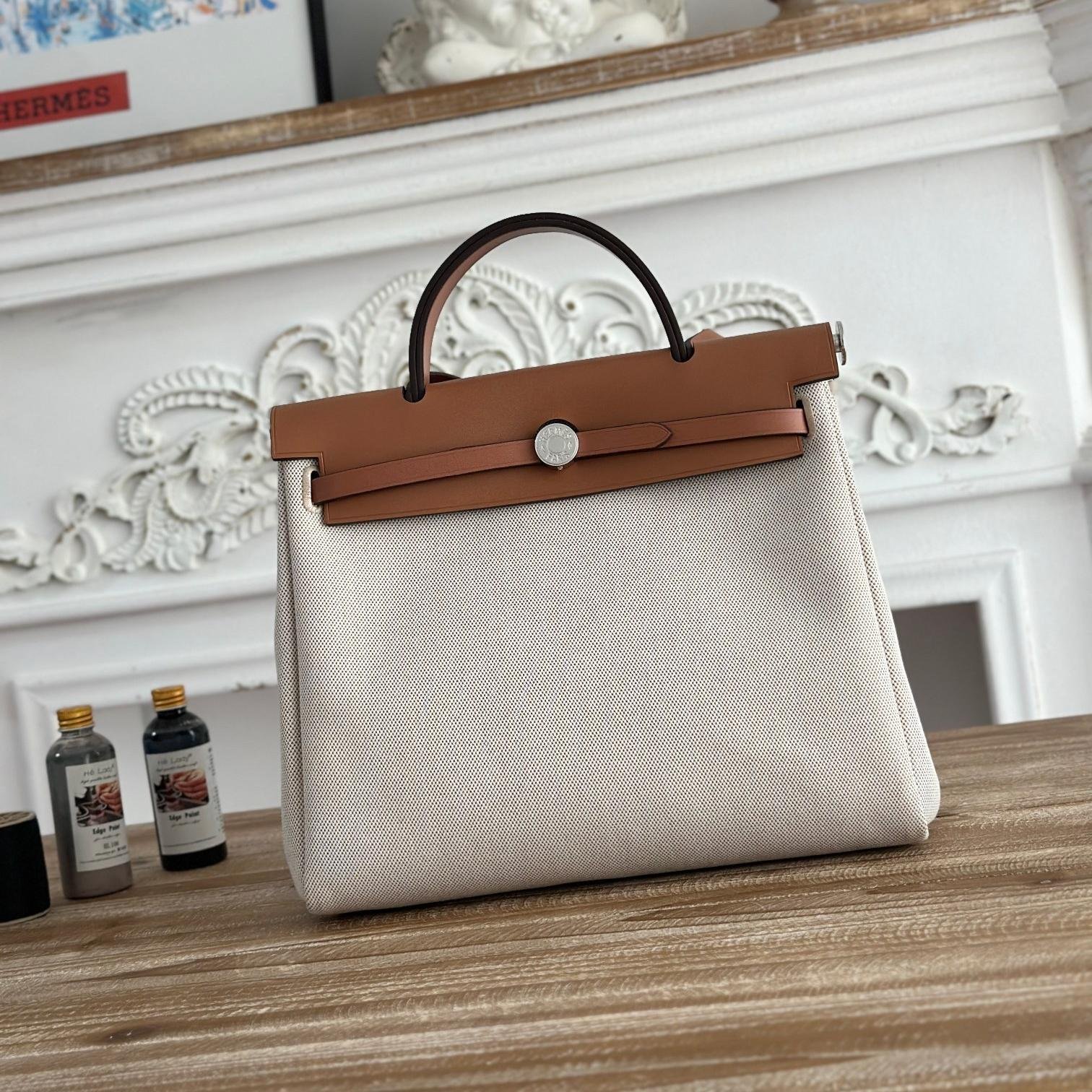 Herbag Light Gray Canvas Calfskin 31CM