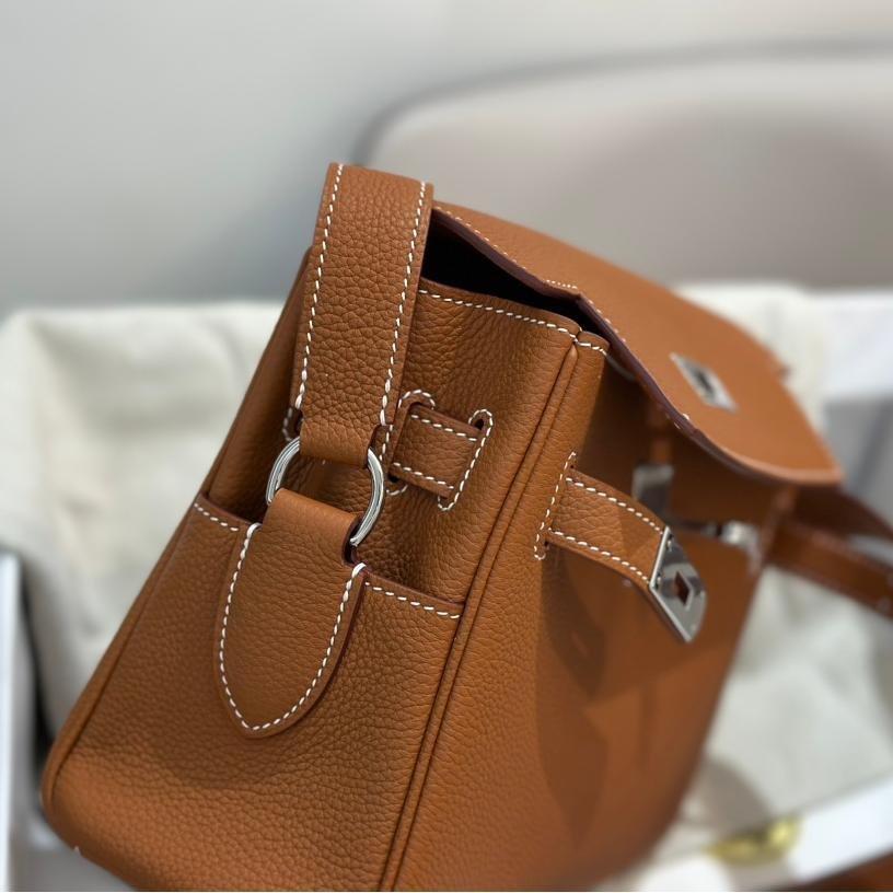 Kelly Messenger Crossbody Gold Brown with Silver Hardware 25CM - 图片 8