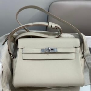 Kelly Messenger Crossbody Glacier White 25CM