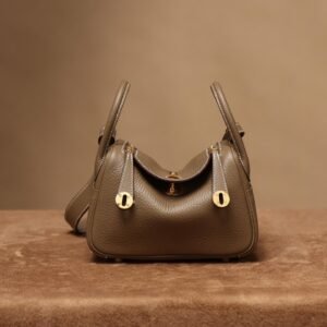 Lindy Elephant Grey TC Leather with Gold Hardware 19CM
