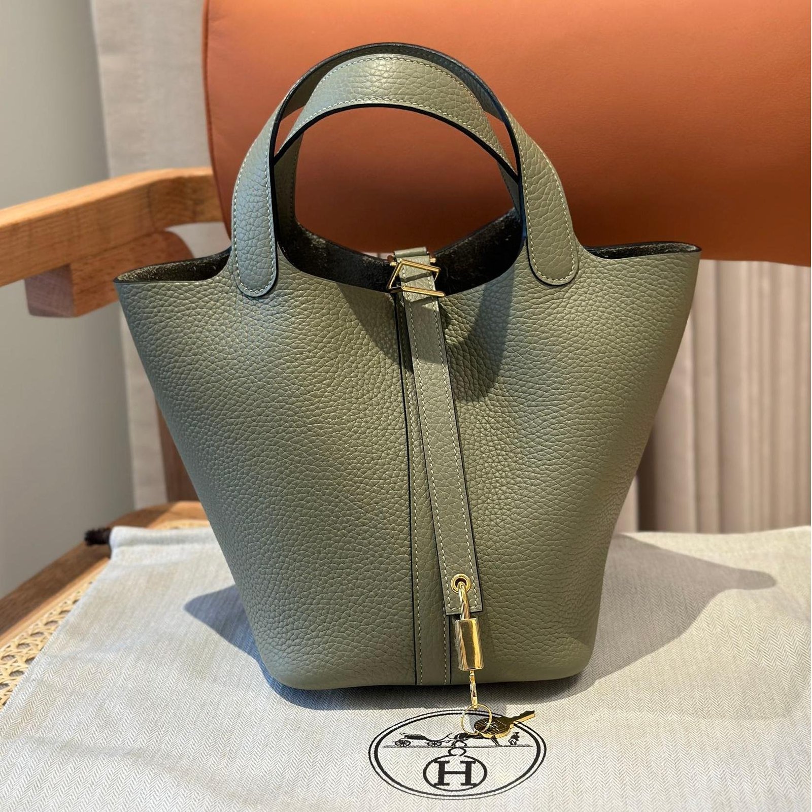 Picotin Lock Sauge Gold Hardware Leather 18CM - 图片 9