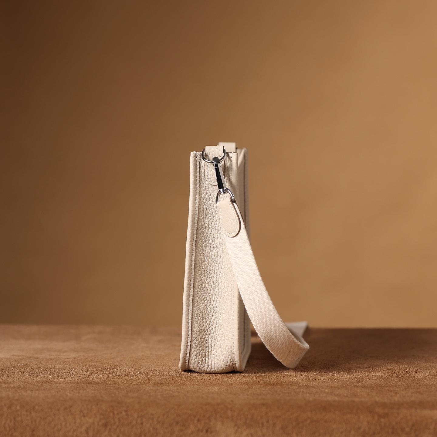 Evelyne Milk White Calfskin Silver Hardware18CM - 图片 3