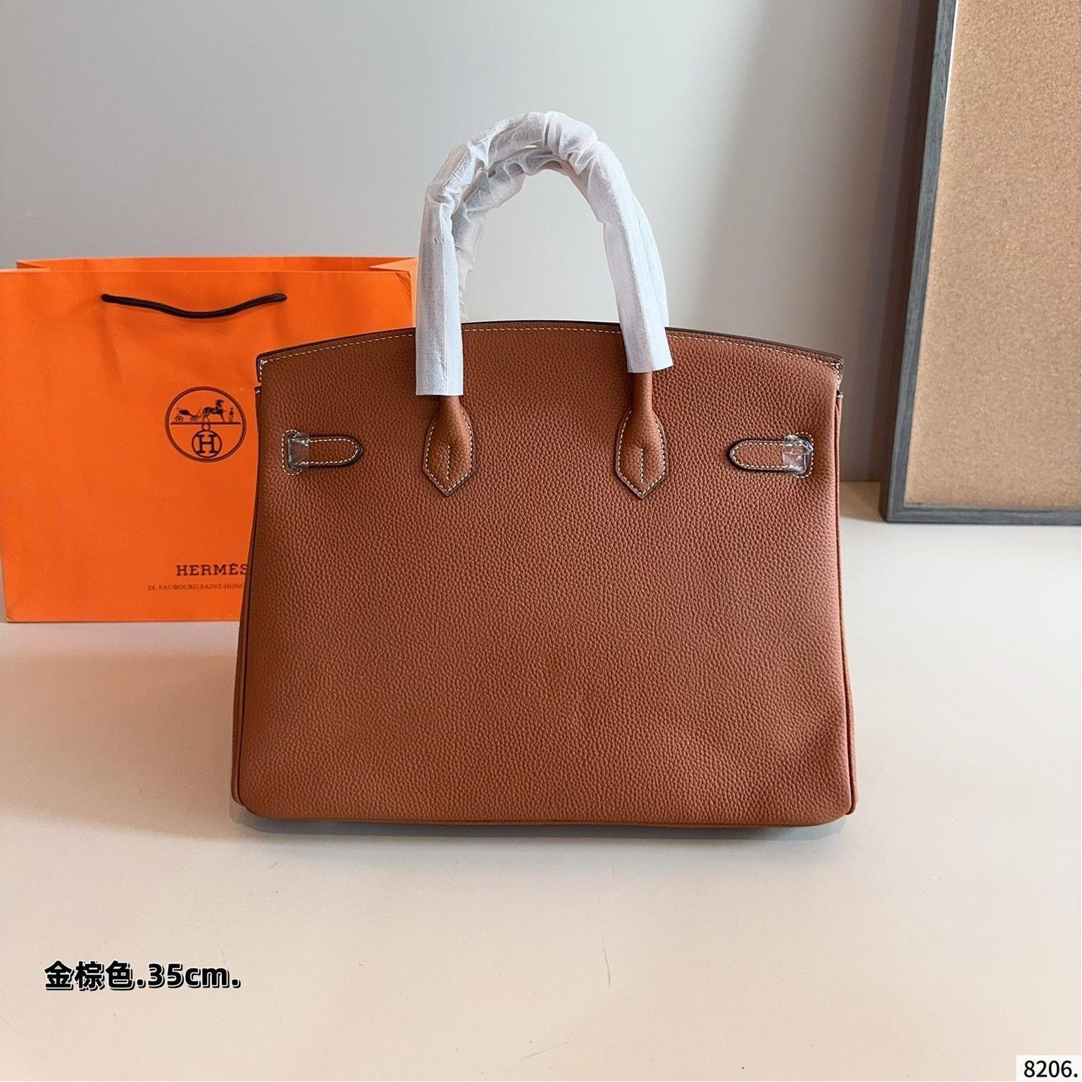 Hermès Birkin 35 Gold Togo Leather Handbag with Gold Hardware - 图片 3
