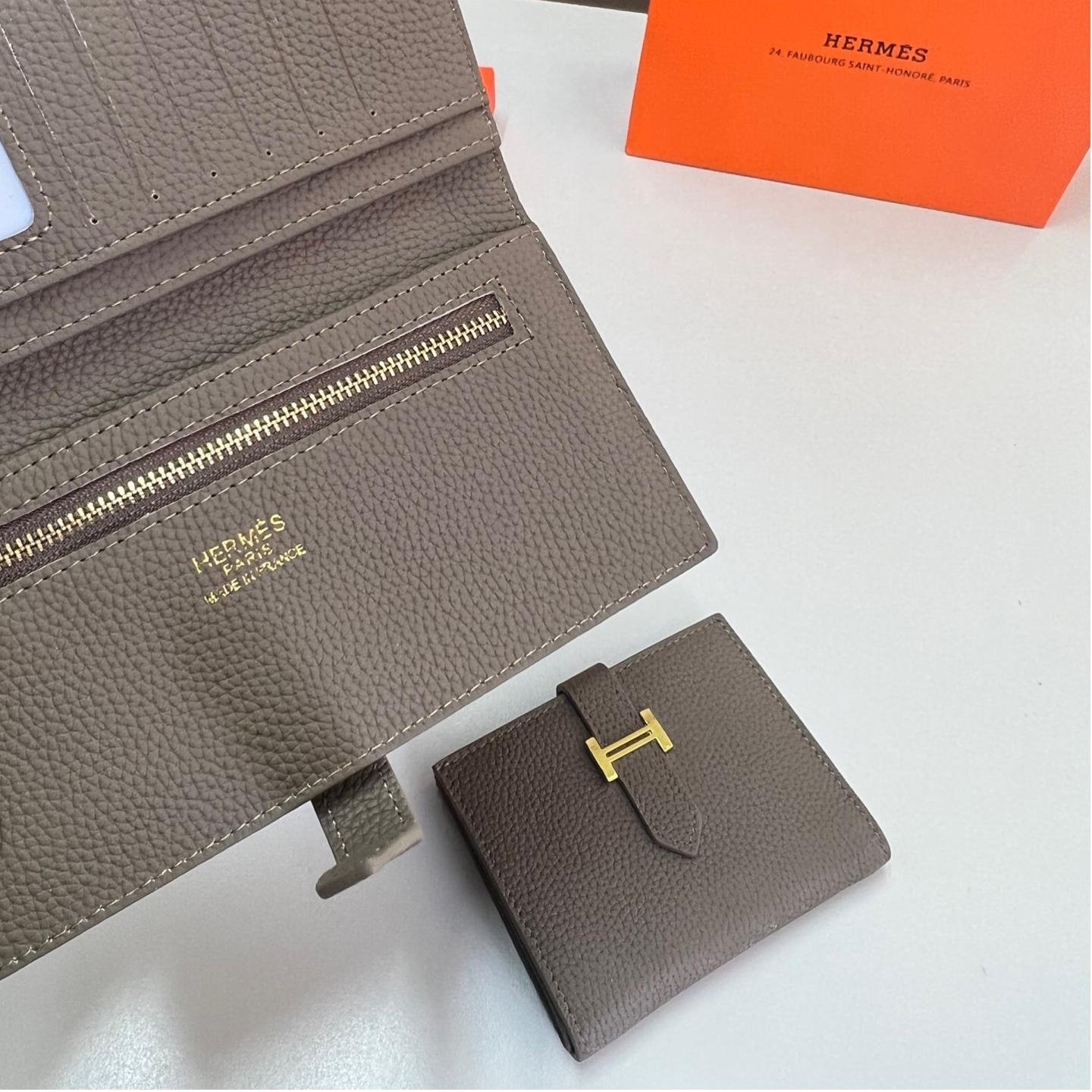 Hermès H-Buckle Leather Wallet – Timeless Slim Cardholder in Grained Calfskin - 图片 8