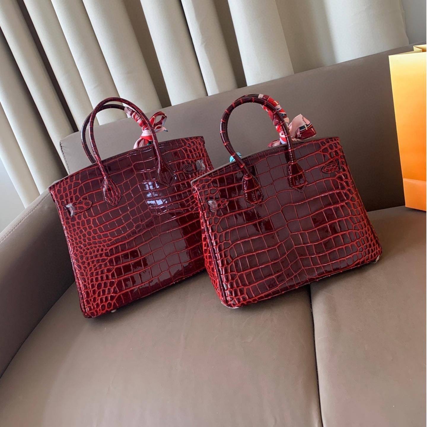 Birkin 25 & 30 in Glossy Burgundy Croc-Embossed Leather – Radiant Luxury in a Rare Silhouette - 图片 4
