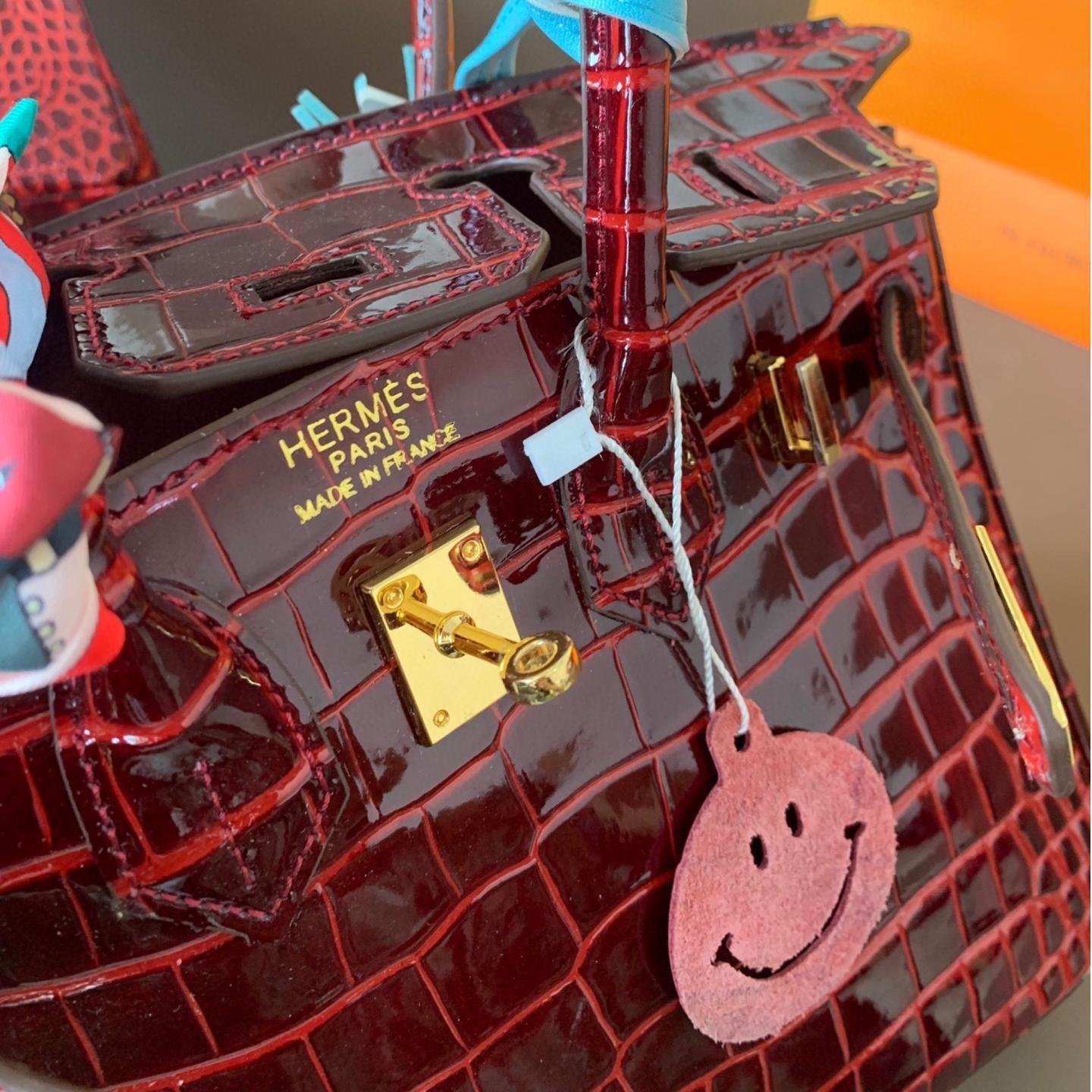 Birkin 25 & 30 in Glossy Burgundy Croc-Embossed Leather – Radiant Luxury in a Rare Silhouette - 图片 8