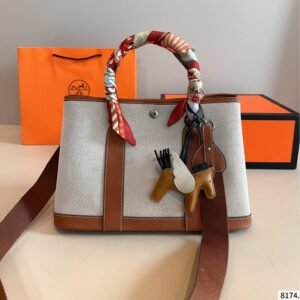 Garden Party Canvas Tote with Clemence Leather Trim in Etoupe and White, 30cm Everyday Classic