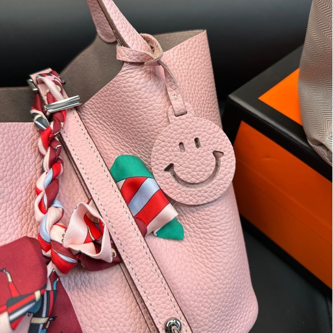 Hermès Picotin Lock 13 Bucket Bag in Pink Togo Leather with Palladium Hardware - 图片 6