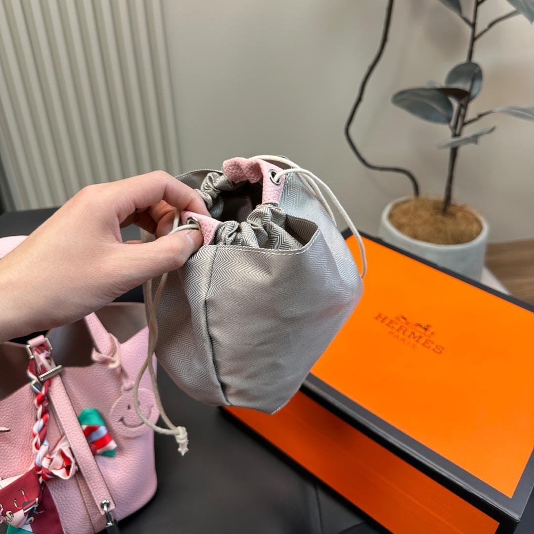 Hermès Picotin Lock 13 Bucket Bag in Pink Togo Leather with Palladium Hardware - 图片 7