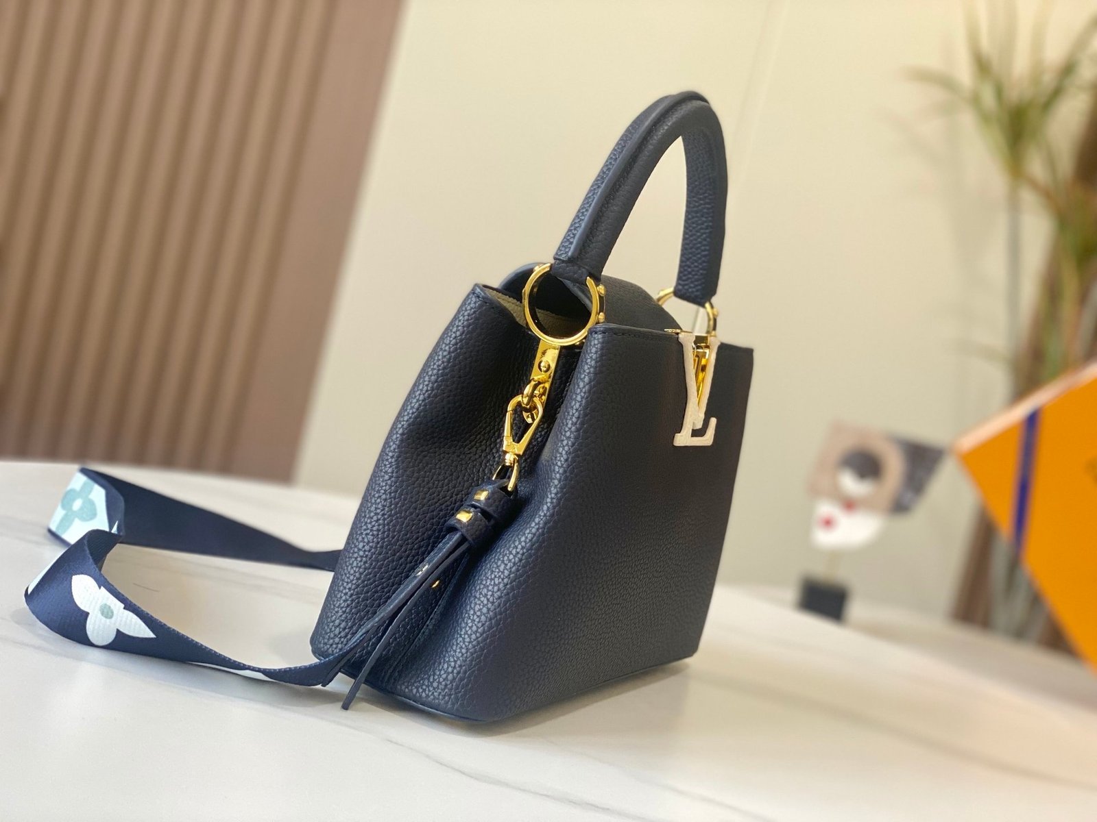 Capucines MINI Navy Blue Taurillon Leather 21CM - 图片 2
