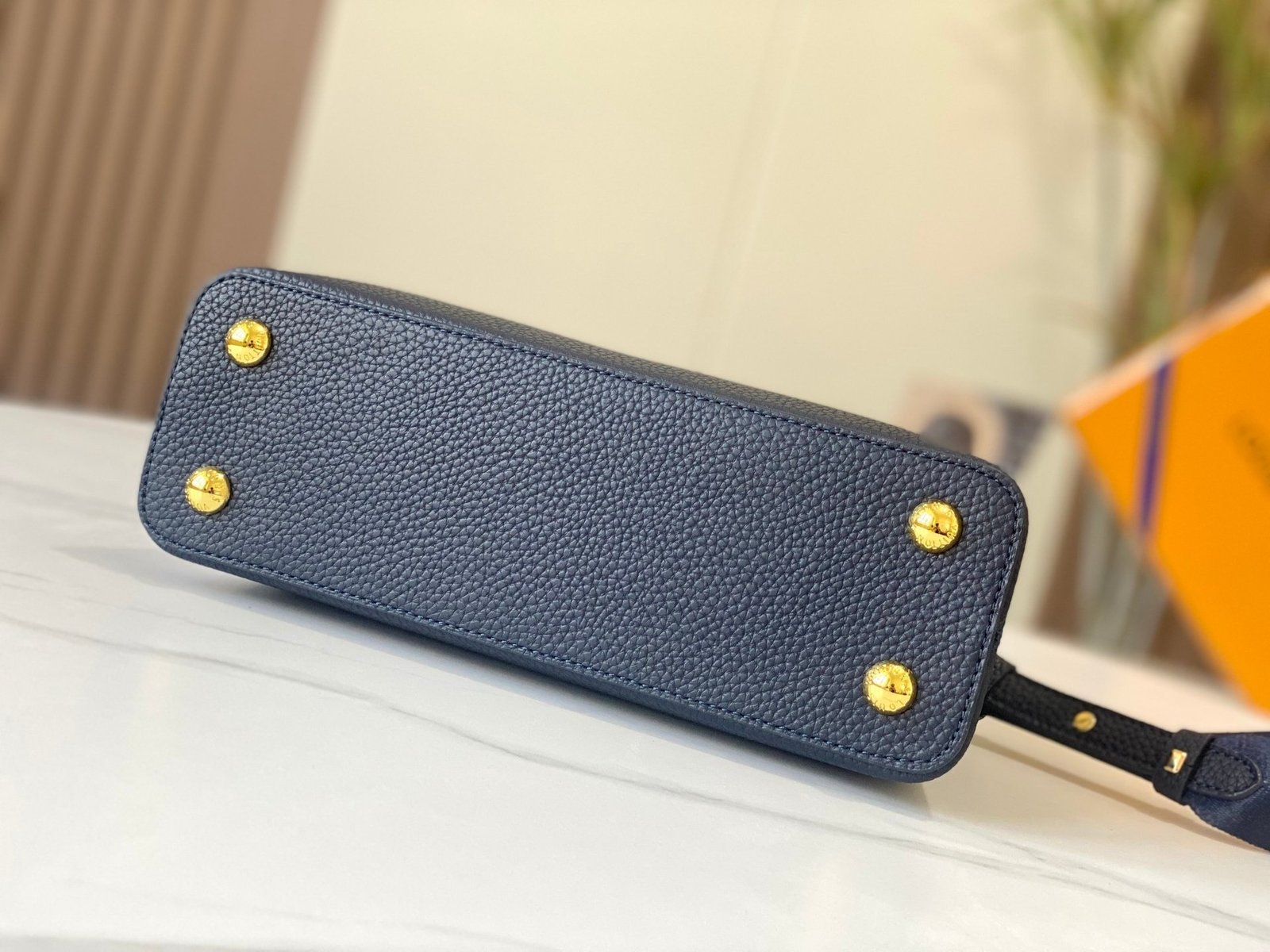 Capucines MINI Navy Blue Taurillon Leather 21CM - 图片 4