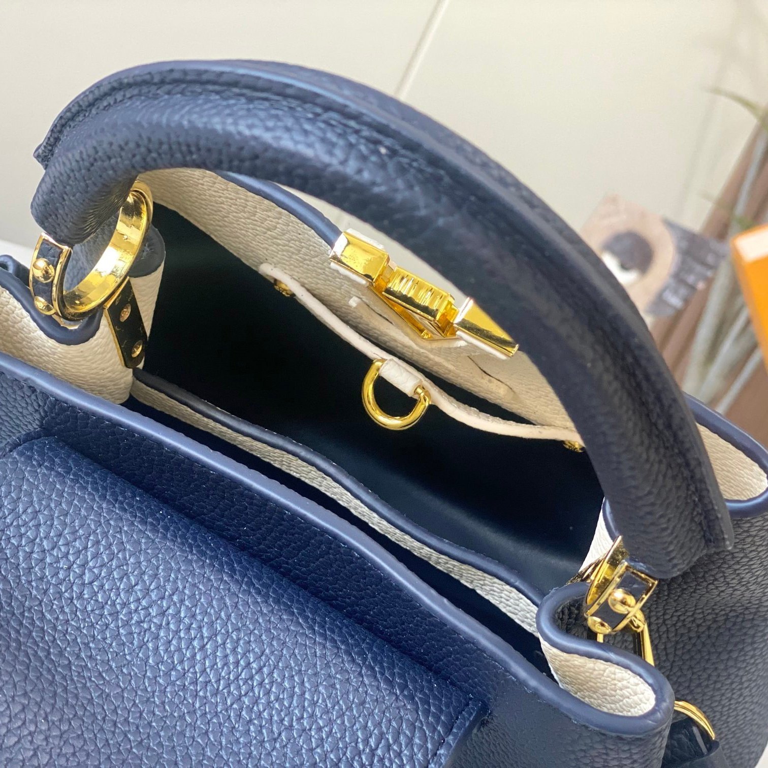 Capucines MINI Navy Blue Taurillon Leather 21CM - 图片 8