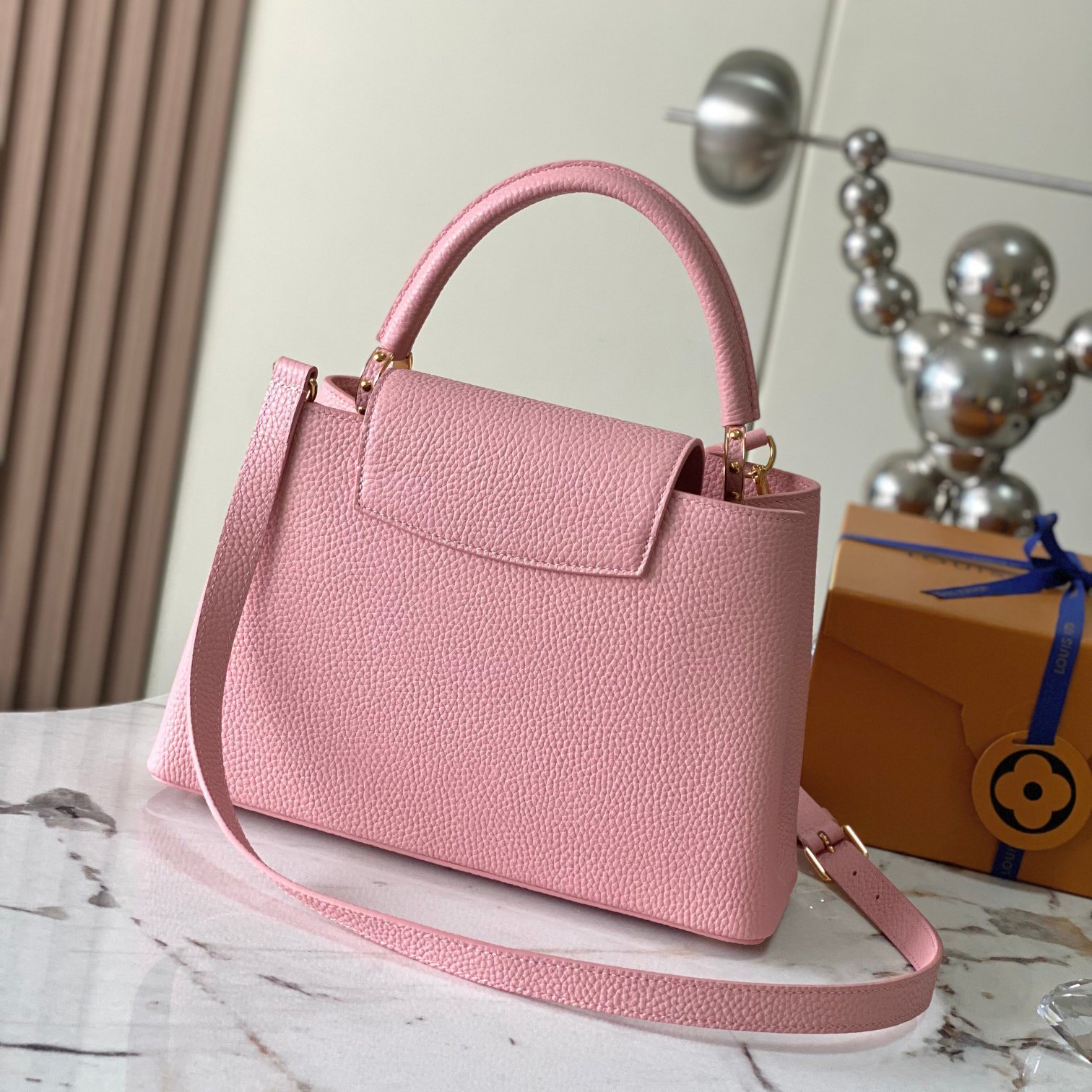 Capucines MM Pink Taurillon Leather 31.5CM - 图片 3
