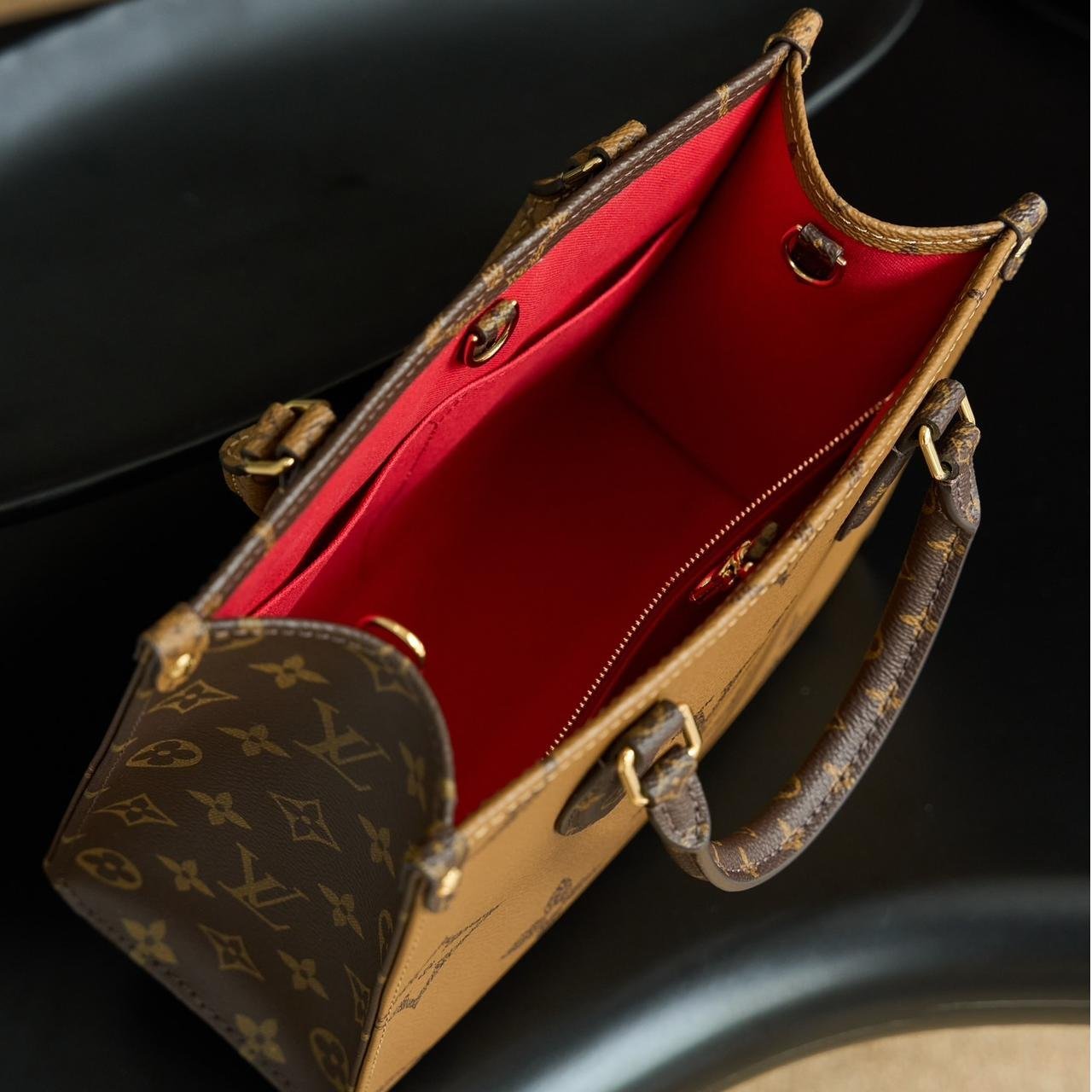 OnTheGo BB Coated Canvas Tote in Khaki, 25cm with Factory-Matched Leather and Hardware - 图片 5