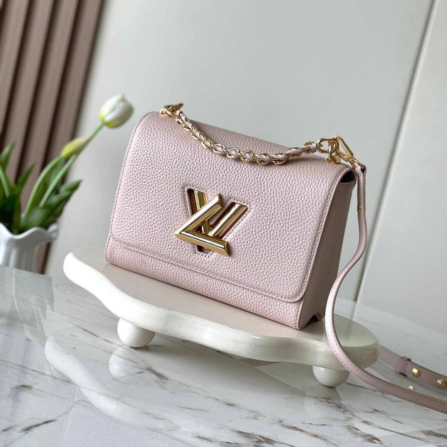 Twist Grained Calfskin Shoulder Bag in Blush Pink with Gold Hardware, 23cm Elegant Edition