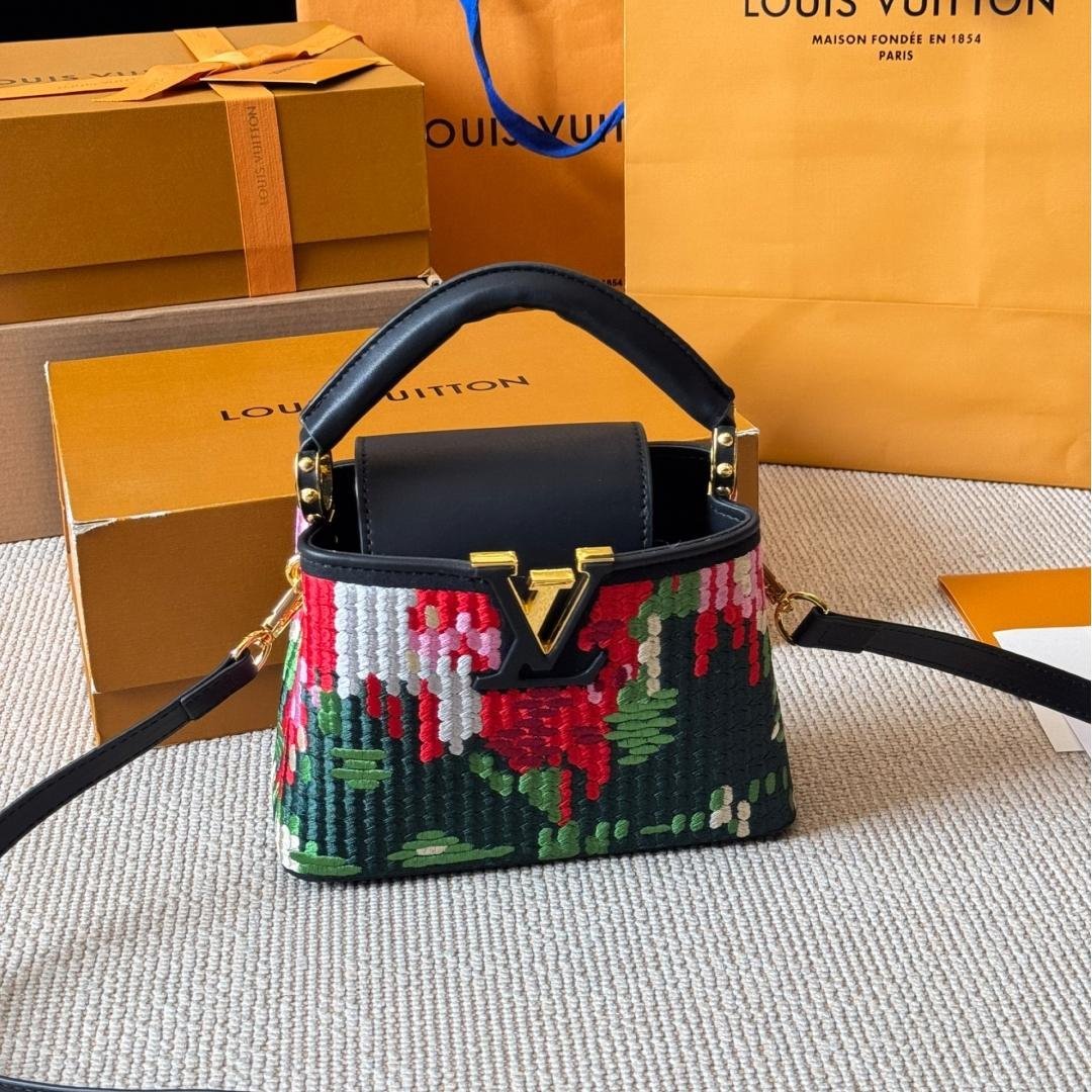Luxury Floral Embroidered Capucines Bag with Black Leather Trim 20CM/27CM - 图片 3