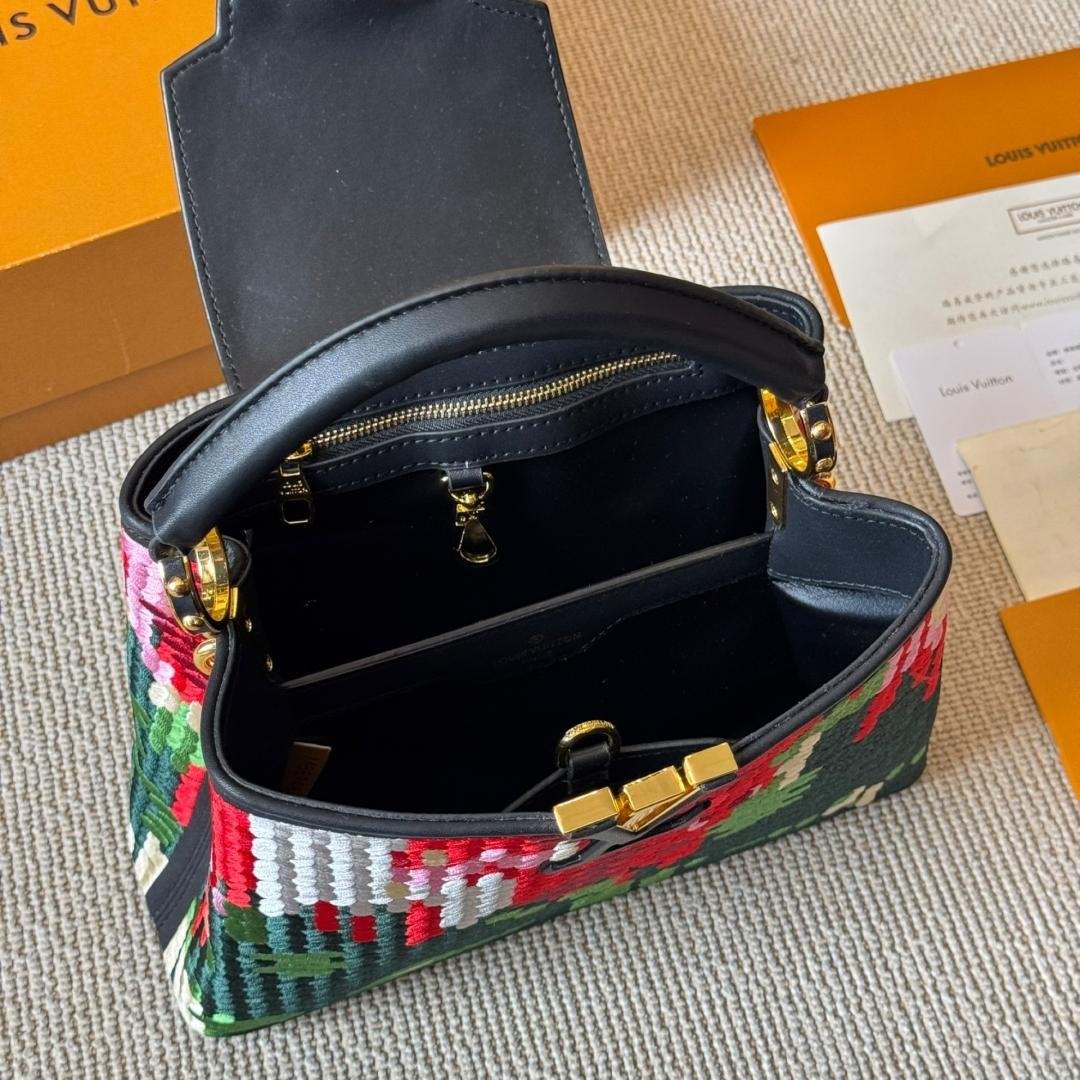 Luxury Floral Embroidered Capucines Bag with Black Leather Trim 20CM/27CM - 图片 9