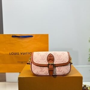 Mini Pink Baguette Bag with Dual Straps – Monogram Embossed Leather 18CM