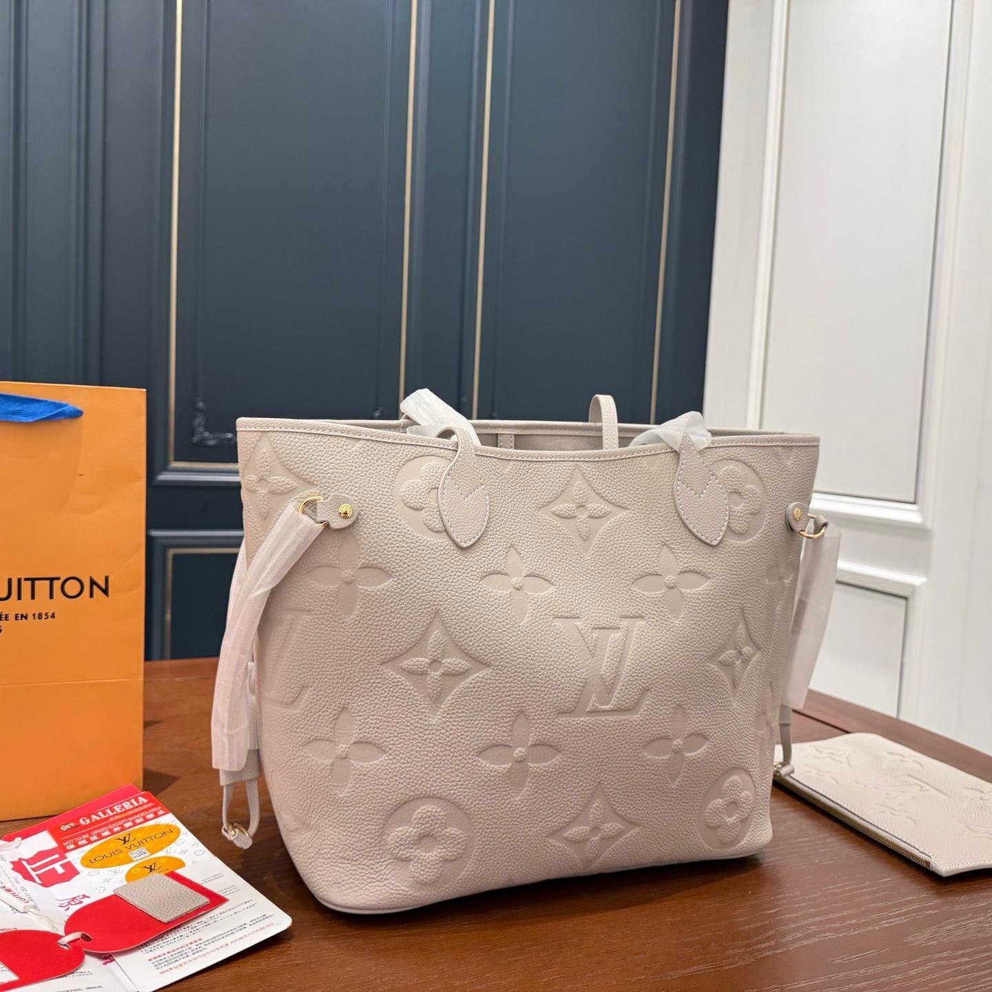 Classic Neverfull Large Leather Tote Bag with Pouch – 32cm - 图片 2