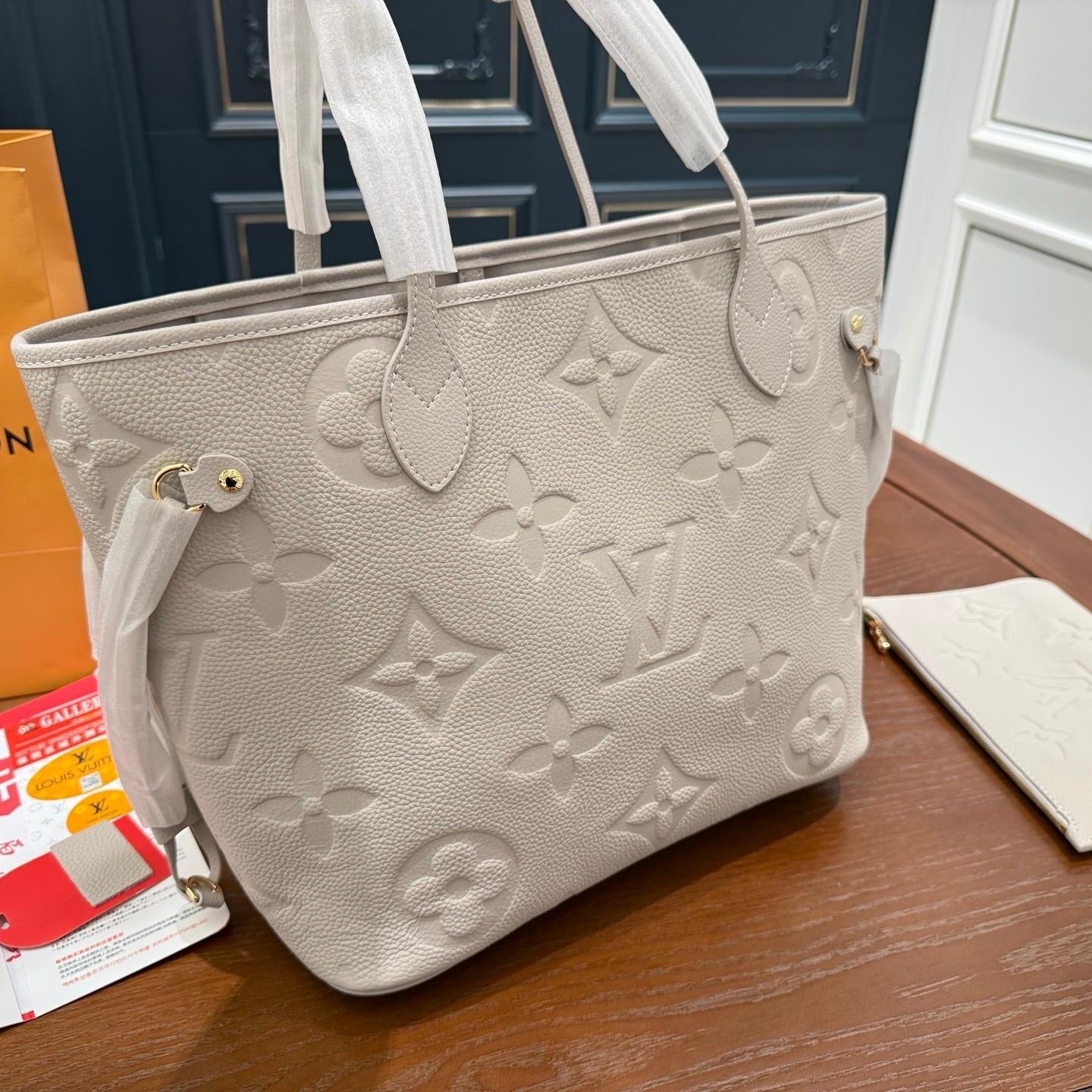 Classic Neverfull Large Leather Tote Bag with Pouch – 32cm - 图片 8